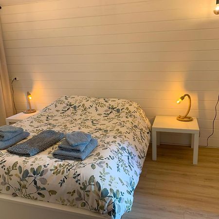 Tiny House Tussen De Grachten Снек Екстер'єр фото