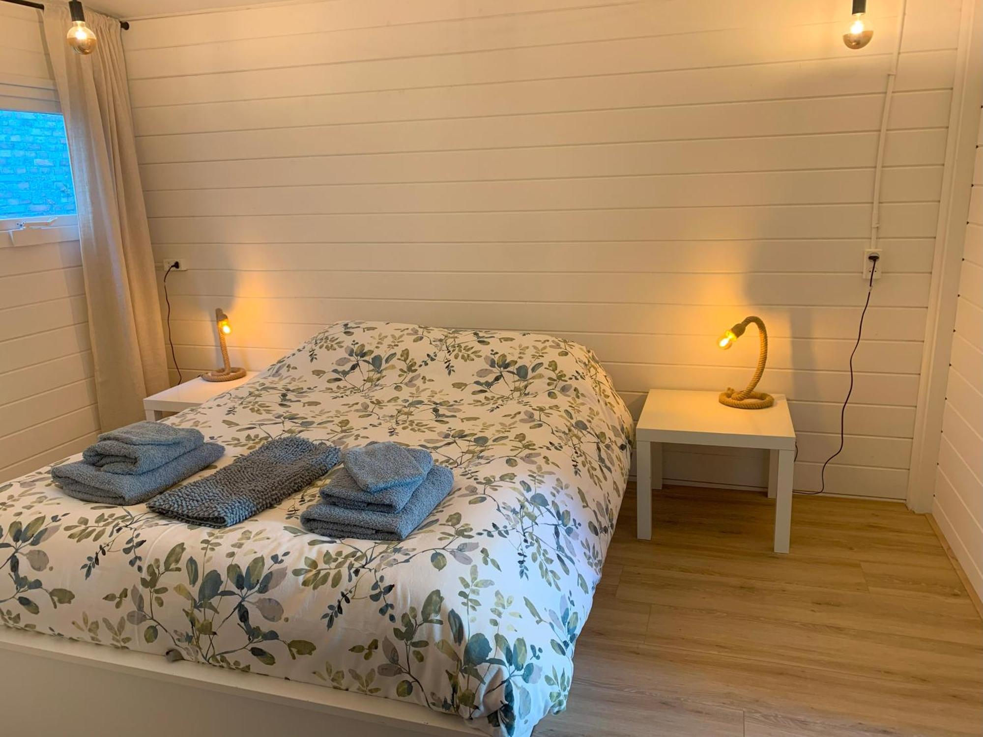 Tiny House Tussen De Grachten Снек Екстер'єр фото
